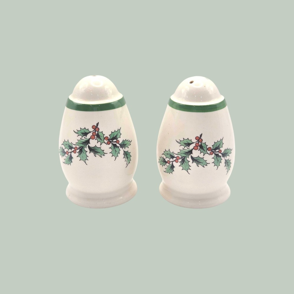 Spode Salt and Pepper Shakers Unisex White Holly Mistletoe Christmas Tableware - Picture 1 of 4